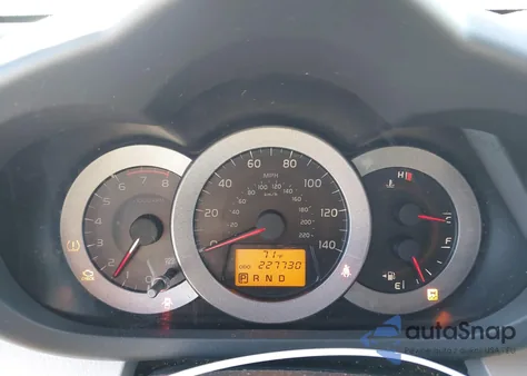 2009 Toyota Rav4 z USA, uszkodzony, nr VIN JTMZF33V295008180